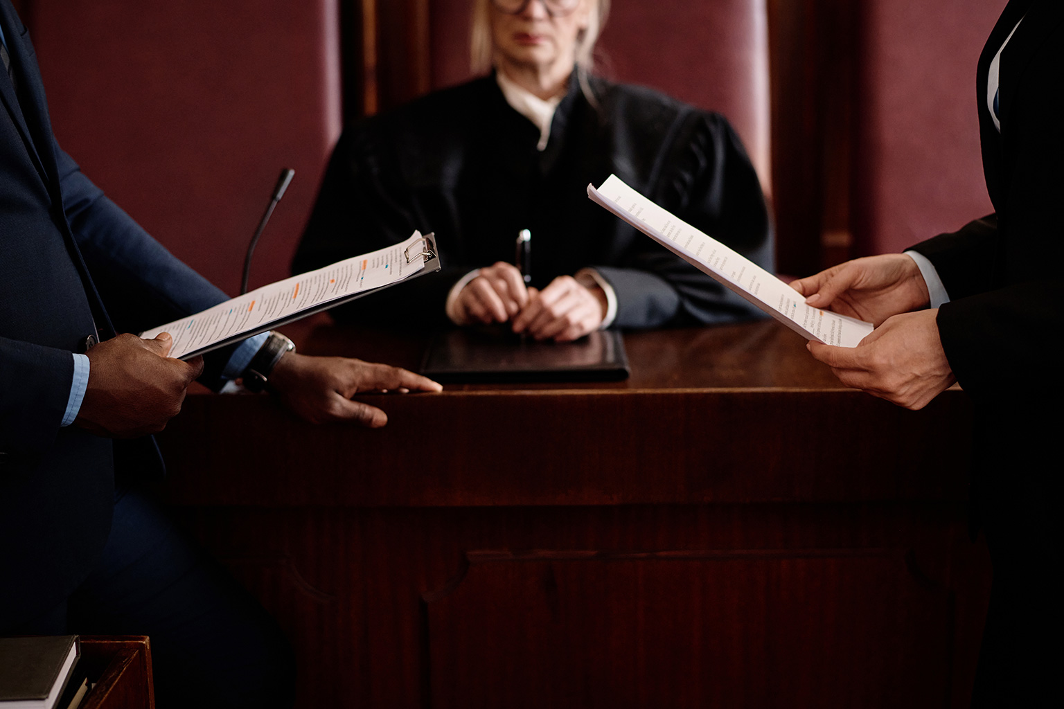 Me han citado a un juicio rápido por alcoholemia? ¿Qué debo hacer?