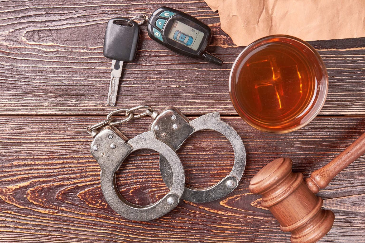 Reincidencia en alcoholemia: cómo evitar la prisión, con dos casos reales